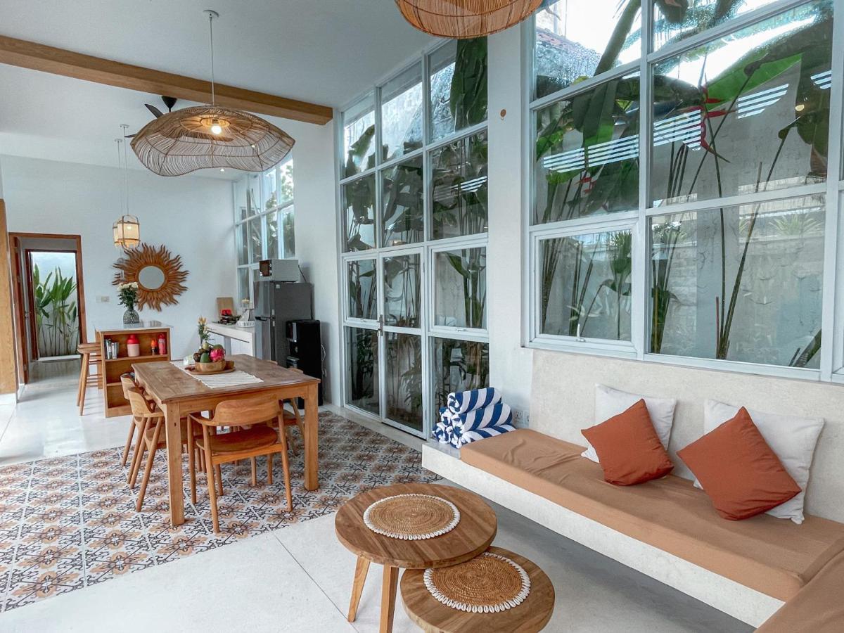 Villa 3br Plawa Hijau