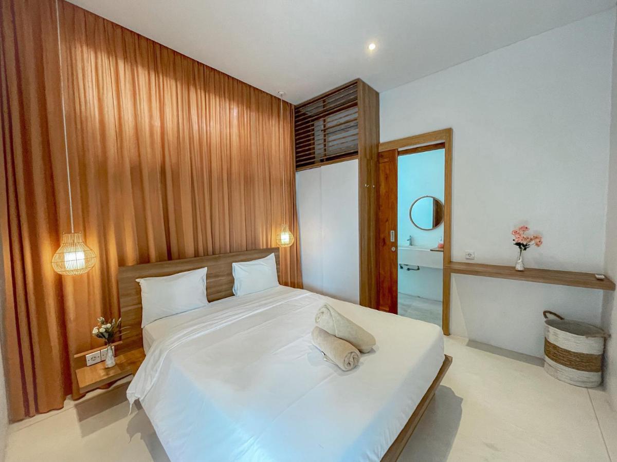 Villa 3br Plawa Hijau Seminyak (Bali)