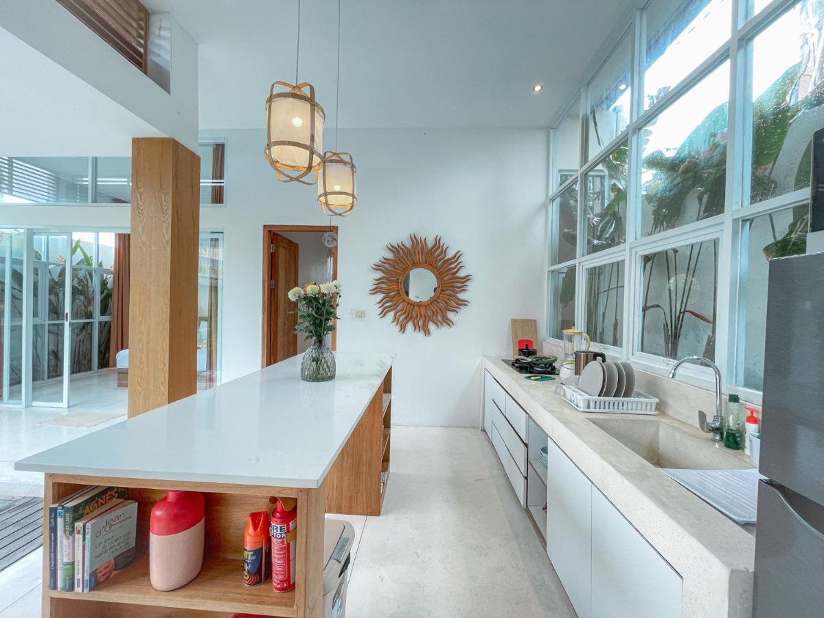 3br Plawa Hijau * Seminyak (Bali)